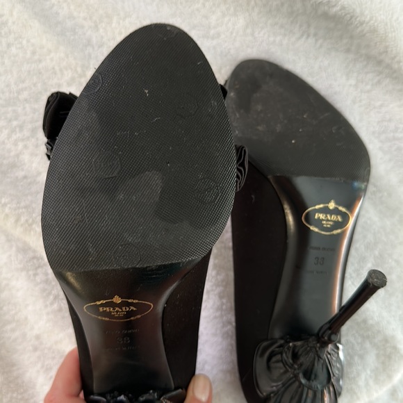 Prada Flower Heel - Picture 6 of 7
